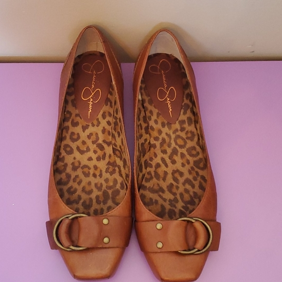 ⛱3/$20 Jessica Simpson buckle flats - hickory - Picture 4 of 6